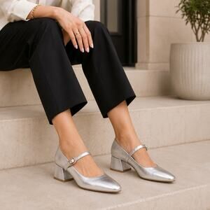 Claudia Lisotta Mary Jane Block Heels Silver Metallic 8M NEW Classic Regency